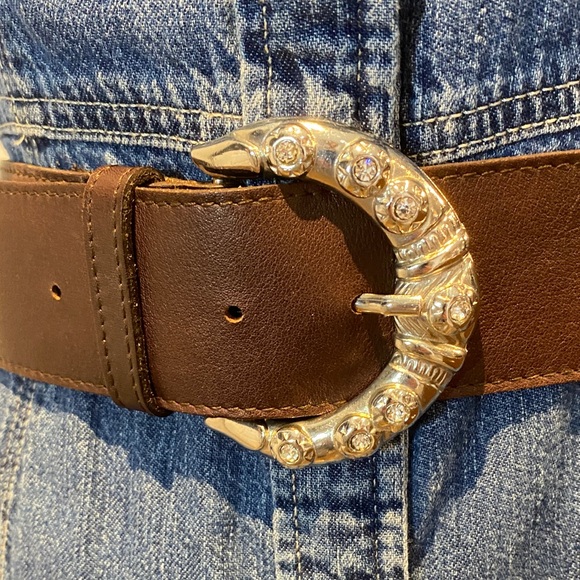 Crisca Brown Leather Belt with Silver Buckle and rhinestone Sherpa detail medium - Picture 3 of 14